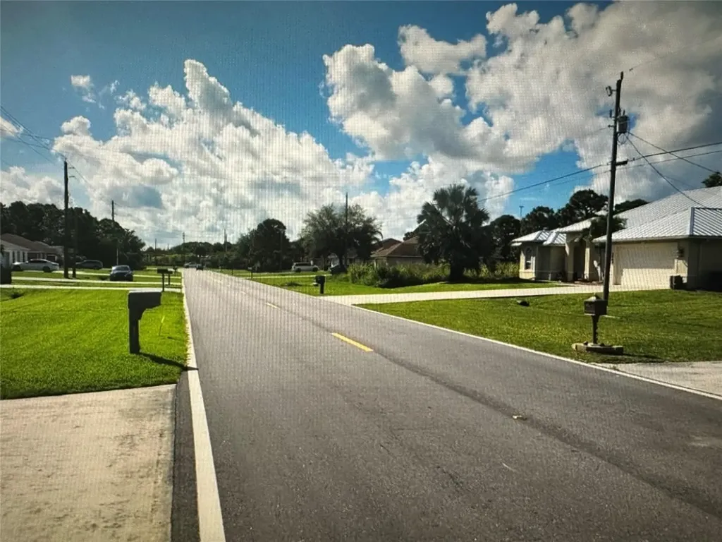 2042 SW Savage Boulevard Port St Lucie FL 34953