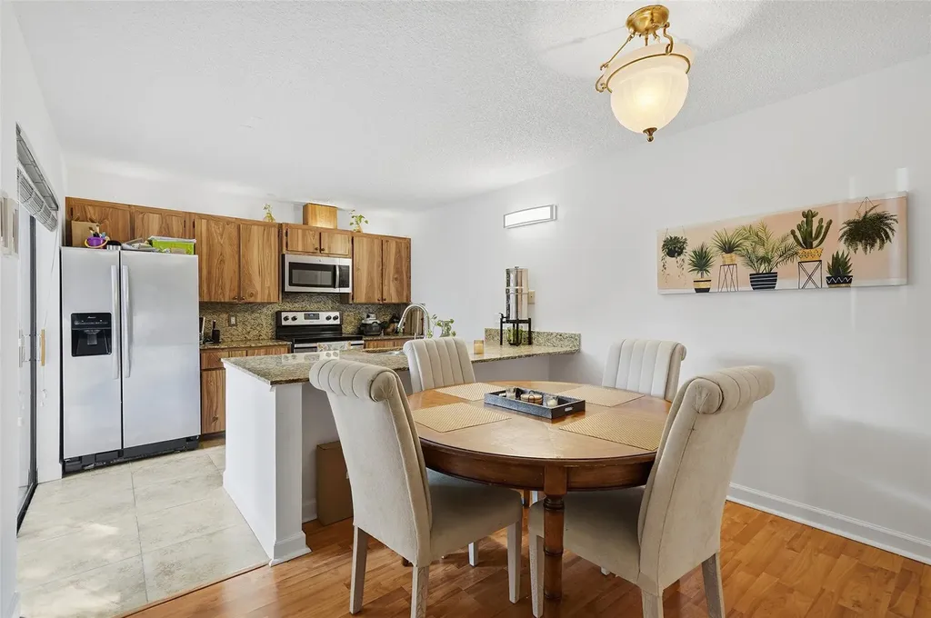9142 SW 23rd Street Davie FL 33324