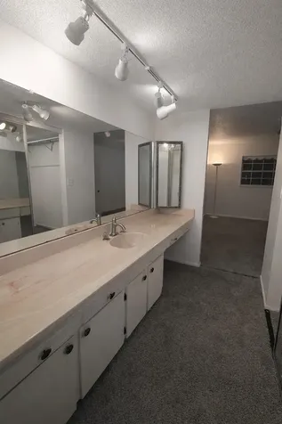 4281 NW 41st Street Lauderdale Lakes FL 33319