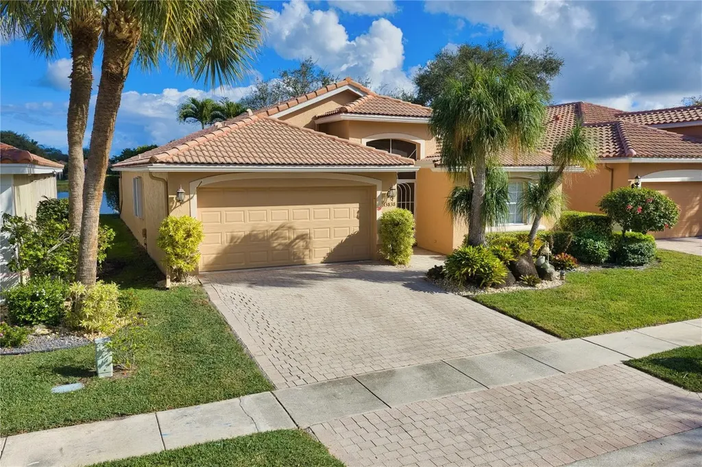 13838 Via Tivoli Delray Beach FL 33446