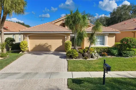 13838 Via Tivoli Delray Beach FL 33446