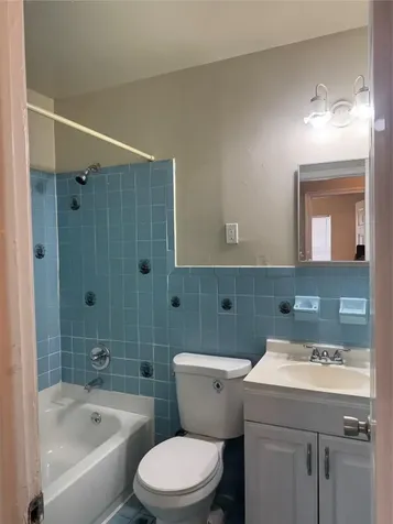 2156 NW 66th Street Miami FL 33147