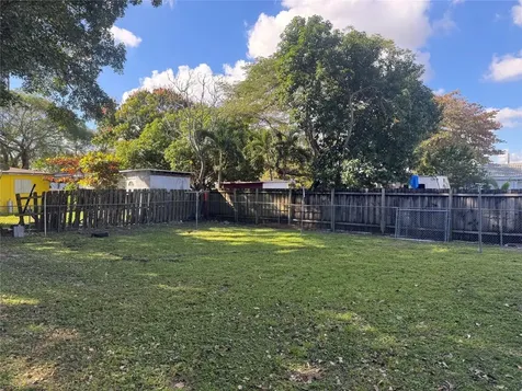 2156 NW 66th Street Miami FL 33147