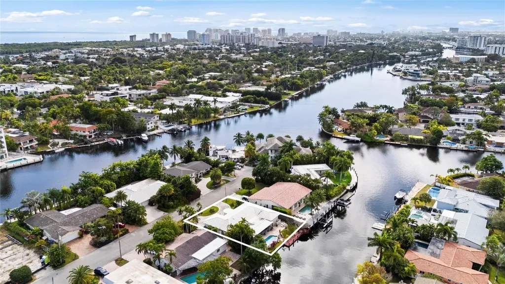 1735 NE 23rd Avenue Fort Lauderdale FL 33305