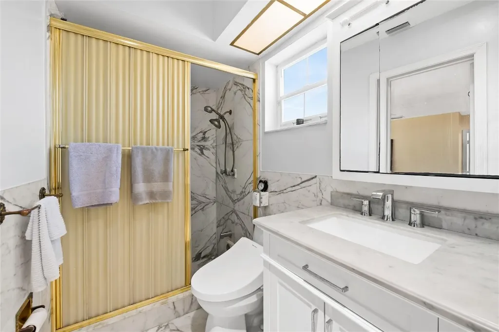 1735 NE 23rd Avenue Fort Lauderdale FL 33305