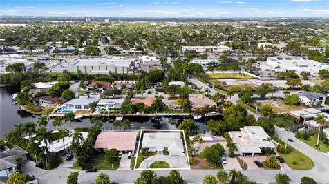 1735 NE 23rd Avenue Fort Lauderdale FL 33305