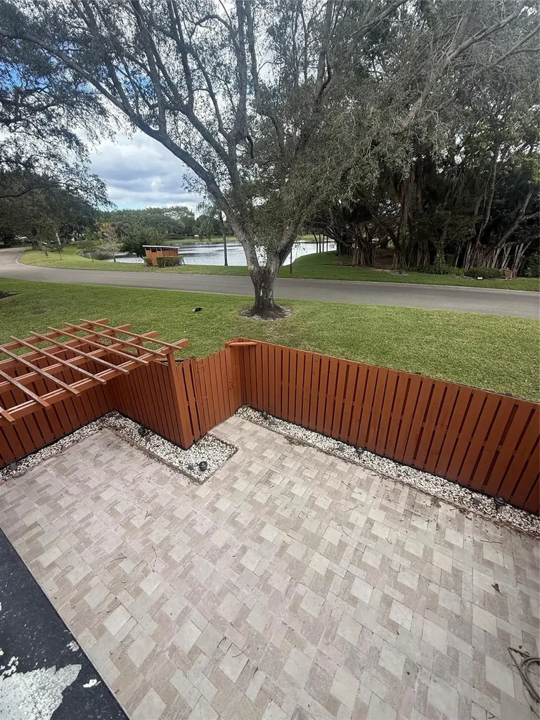 9138 SW 23rd Street Davie FL 33324