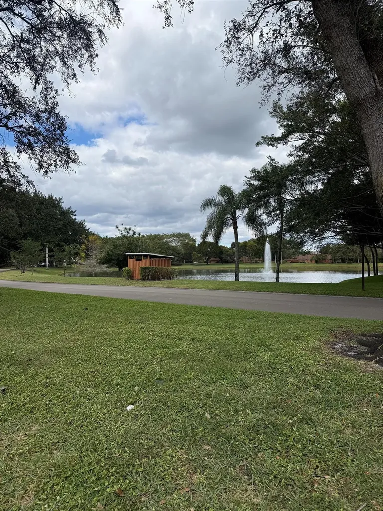 9138 SW 23rd Street Davie FL 33324