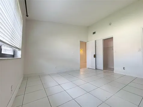 3553 Riverside Drive Coral Springs FL 33065
