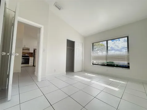 3553 Riverside Drive Coral Springs FL 33065