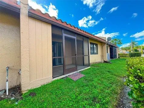 3553 Riverside Drive Coral Springs FL 33065