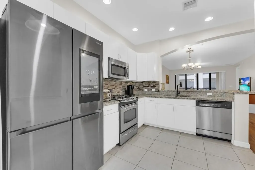 2955 NW 126th Avenue Sunrise FL 33323