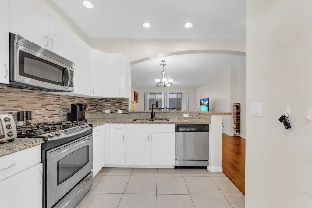 2955 NW 126th Avenue Sunrise FL 33323