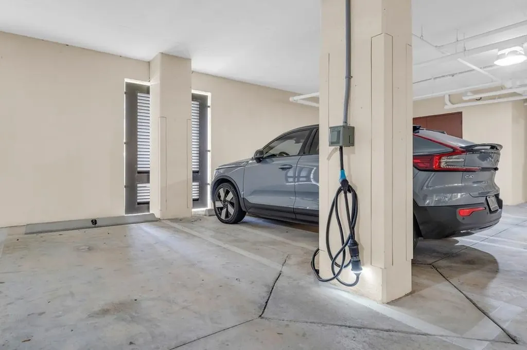 2955 NW 126th Avenue Sunrise FL 33323