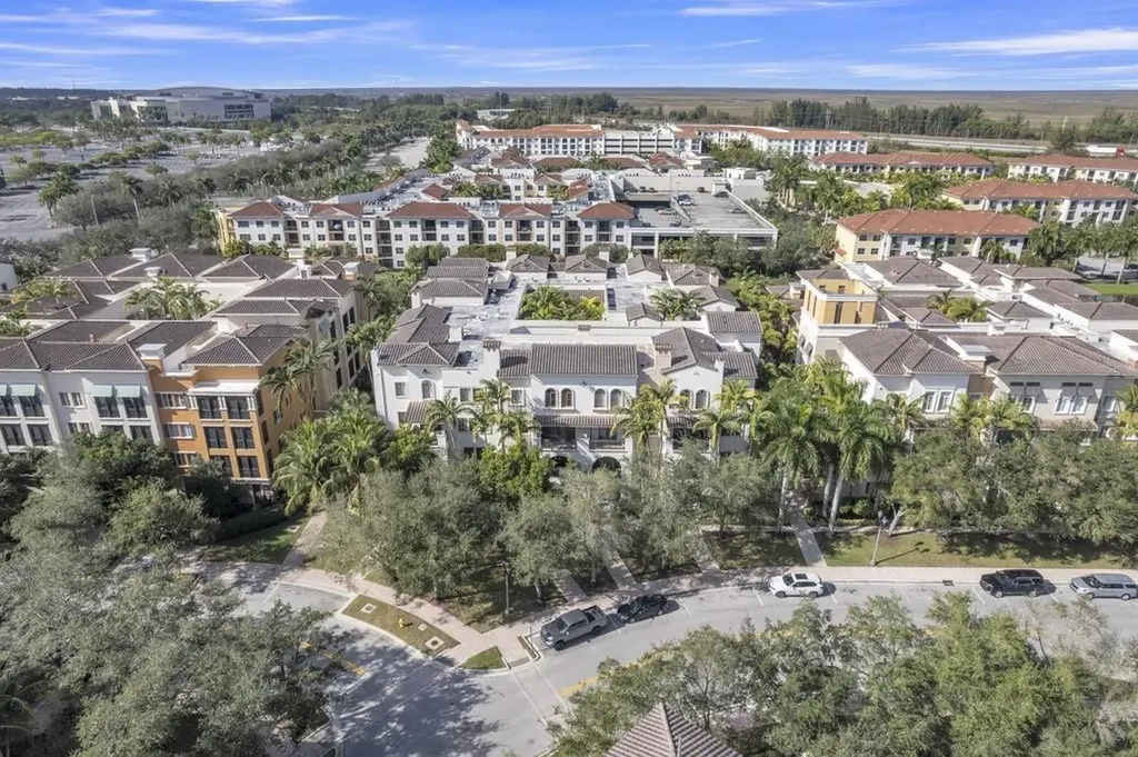 2955 NW 126th Avenue Sunrise FL 33323