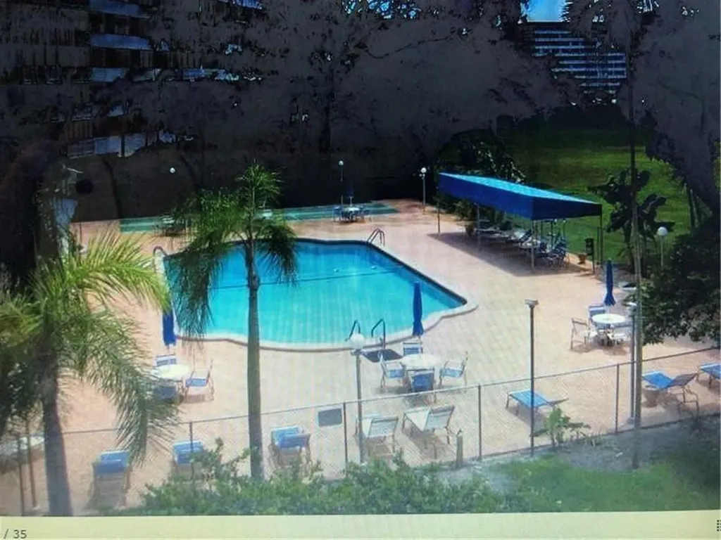 3850 Washington Street Hollywood FL 33021
