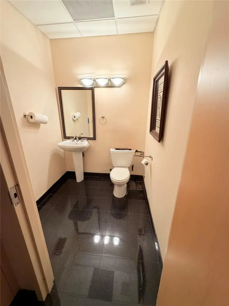 1239 E Newport Center Drive Deerfield Beach FL 33442
