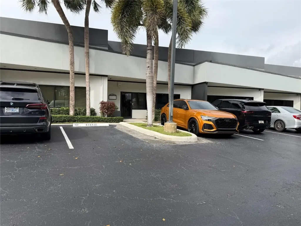 1239 E Newport Center Drive Deerfield Beach FL 33442