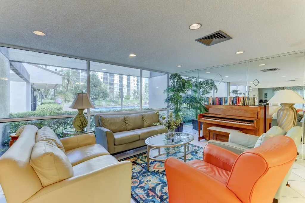 2314 S Cypress Bend Drive Pompano Beach FL 33069