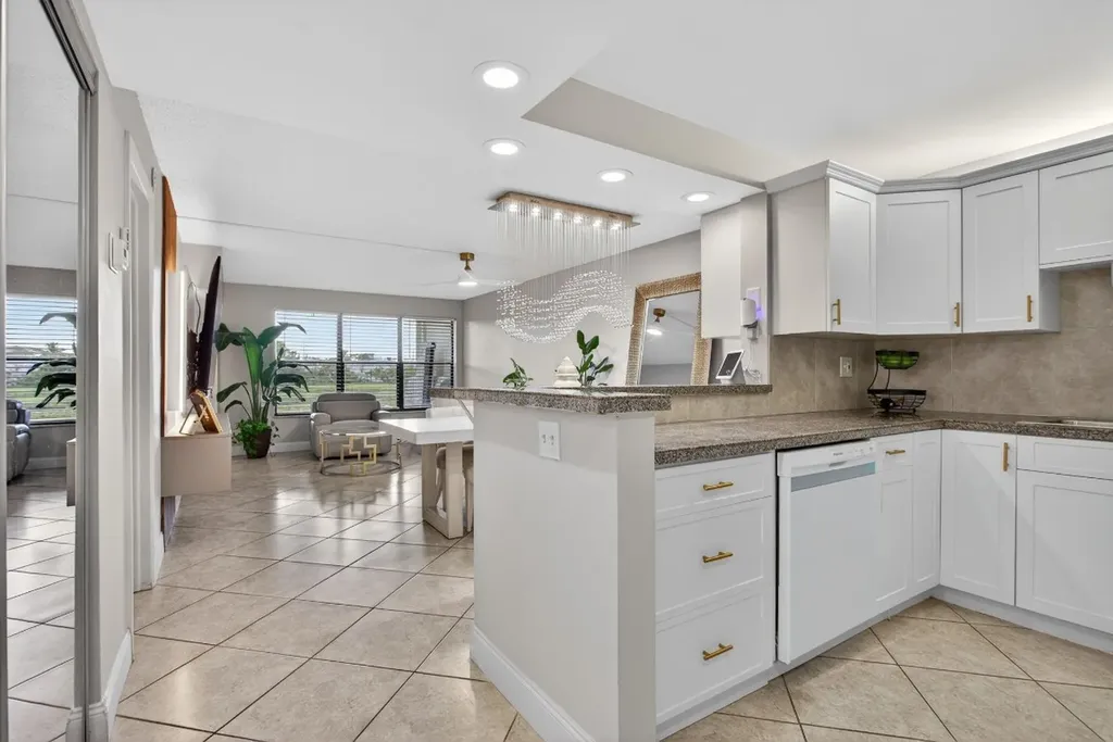 2314 S Cypress Bend Drive Pompano Beach FL 33069