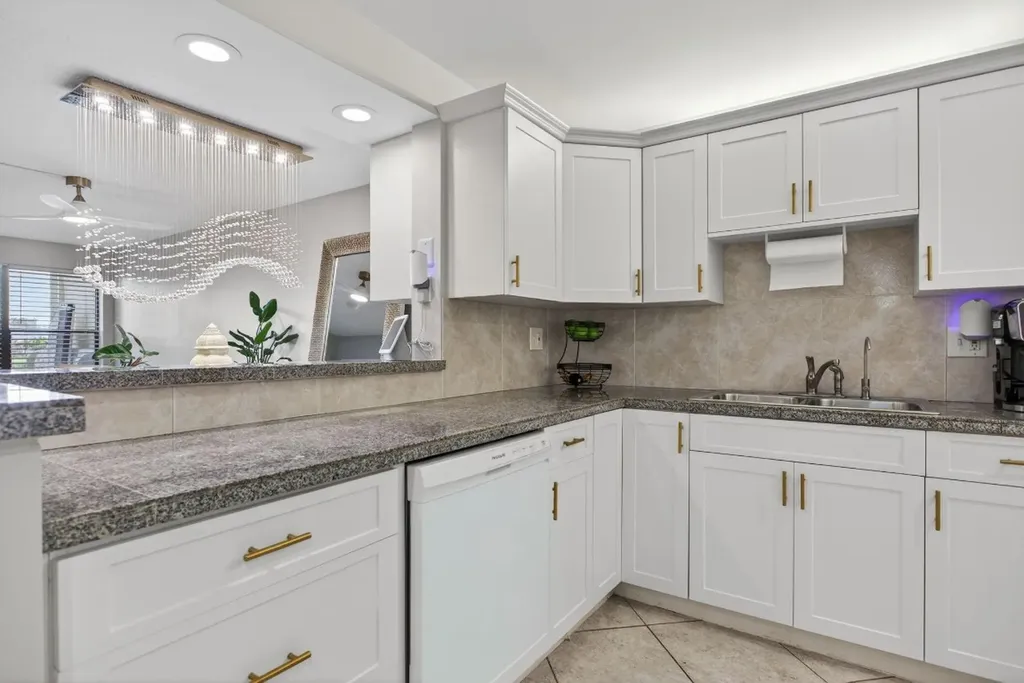 2314 S Cypress Bend Drive Pompano Beach FL 33069