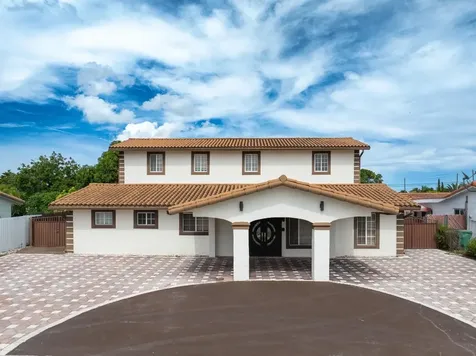 2705 SW 108th Court Miami FL 33165