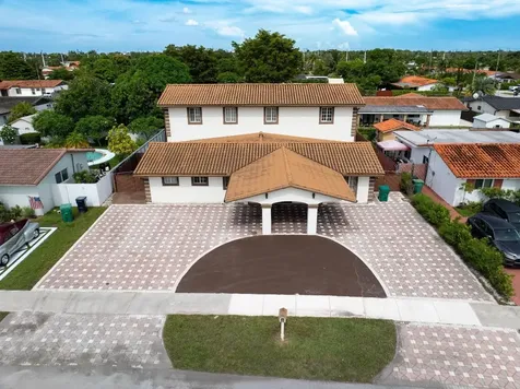 2705 SW 108th Court Miami FL 33165