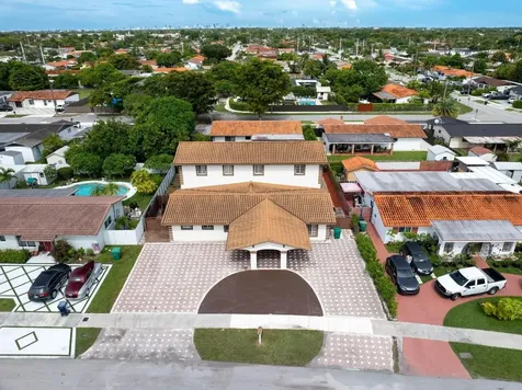 2705 SW 108th Court Miami FL 33165