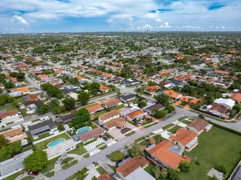 2705 SW 108th Court Miami FL 33165
