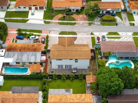 2705 SW 108th Court Miami FL 33165
