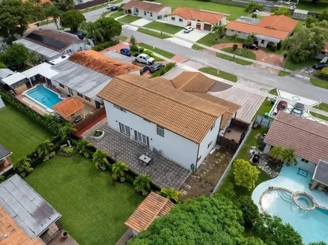 2705 SW 108th Court Miami FL 33165