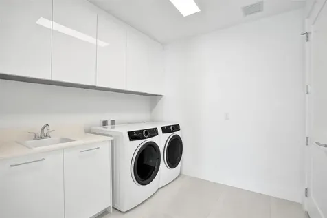 151 N Seabreeze Boulevard Fort Lauderdale FL 33304