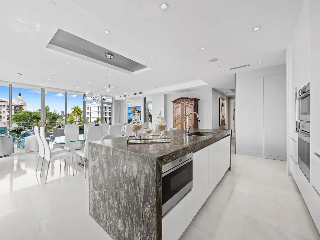21 Isle Of Venice Drive Fort Lauderdale FL 33301