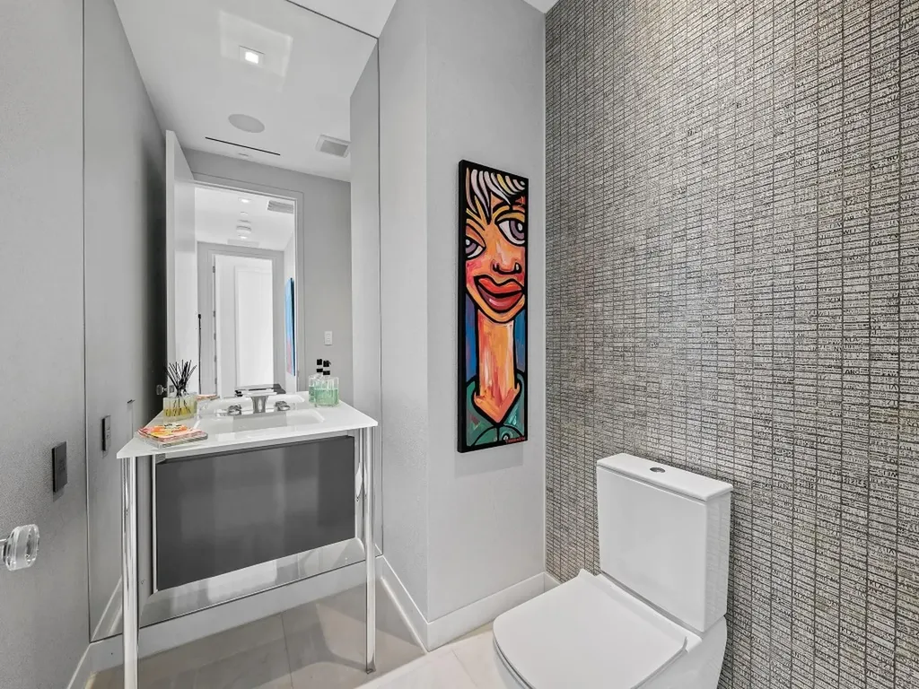 21 Isle Of Venice Drive Fort Lauderdale FL 33301