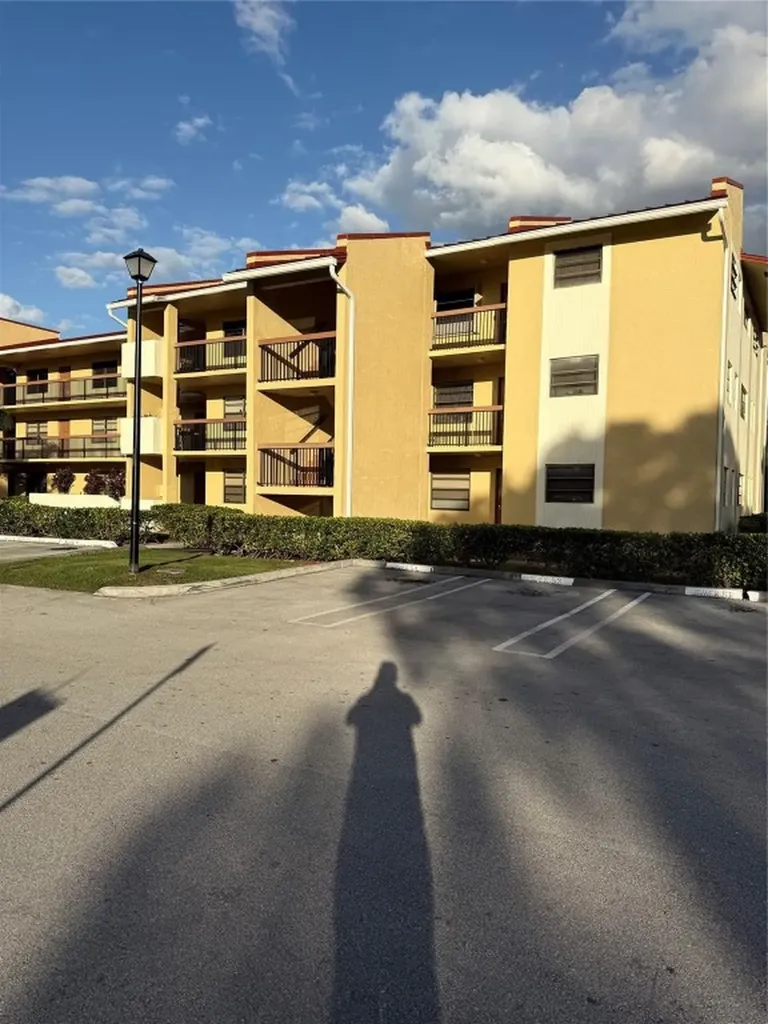 2075 Coral Ridge Drive Coral Springs FL 33071