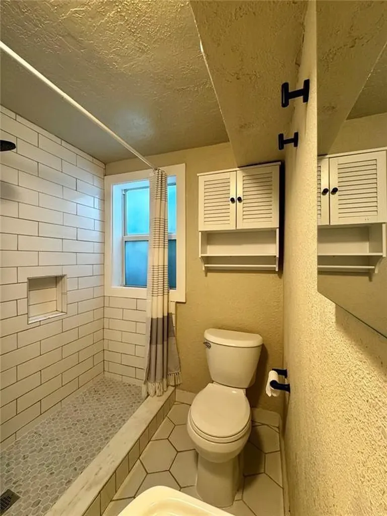 2612 SW 19th Terrace Miami FL 33145