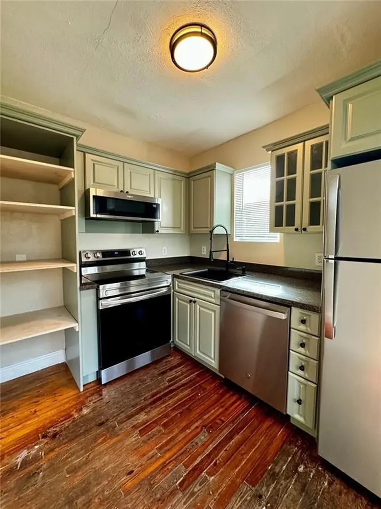 2612 SW 19th Terrace Miami FL 33145
