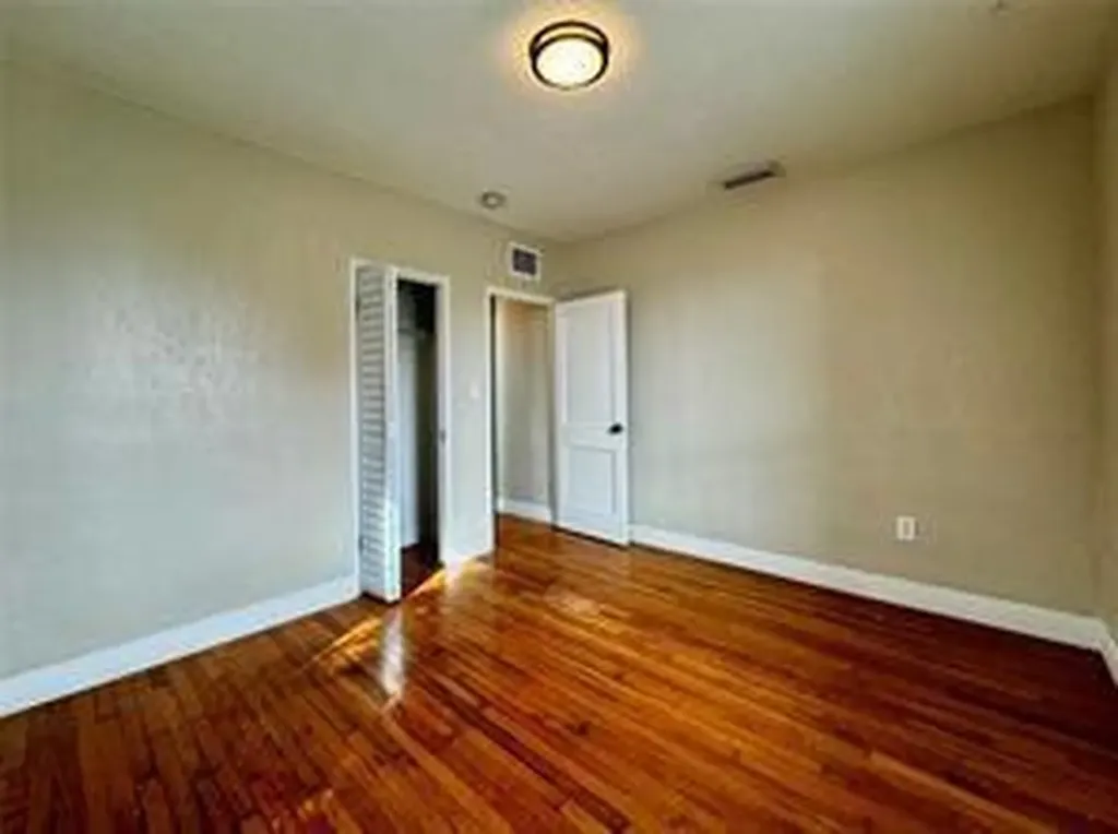 2612 SW 19th Terrace Miami FL 33145