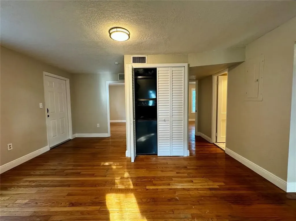 2612 SW 19th Terrace Miami FL 33145