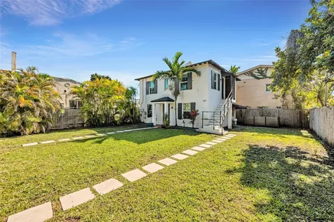 2612 SW 19th Terrace Miami FL 33145