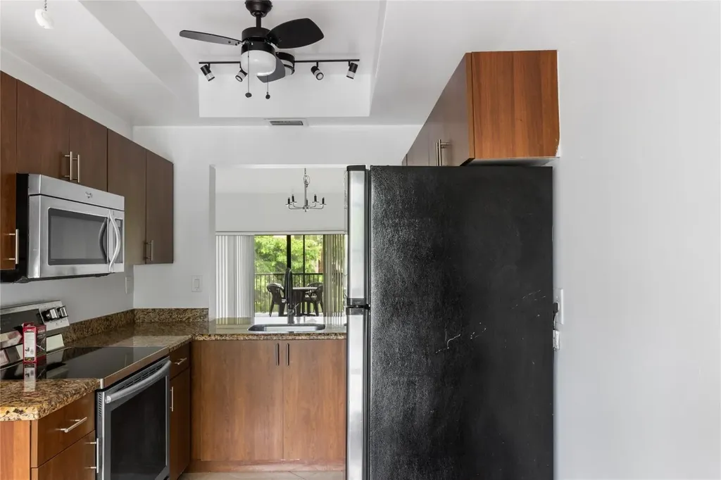 2067 SW 15th Street Deerfield Beach FL 33442