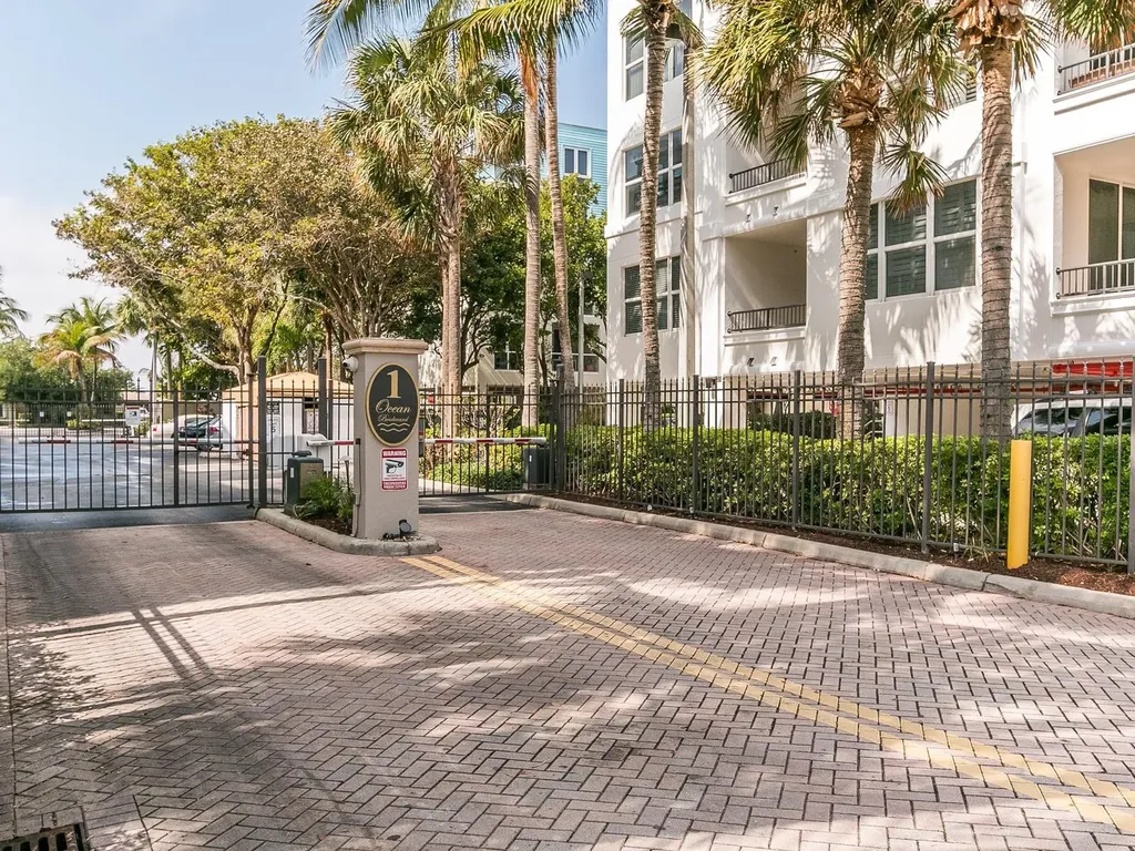 191 SE 20th Avenue Deerfield Beach FL 33441