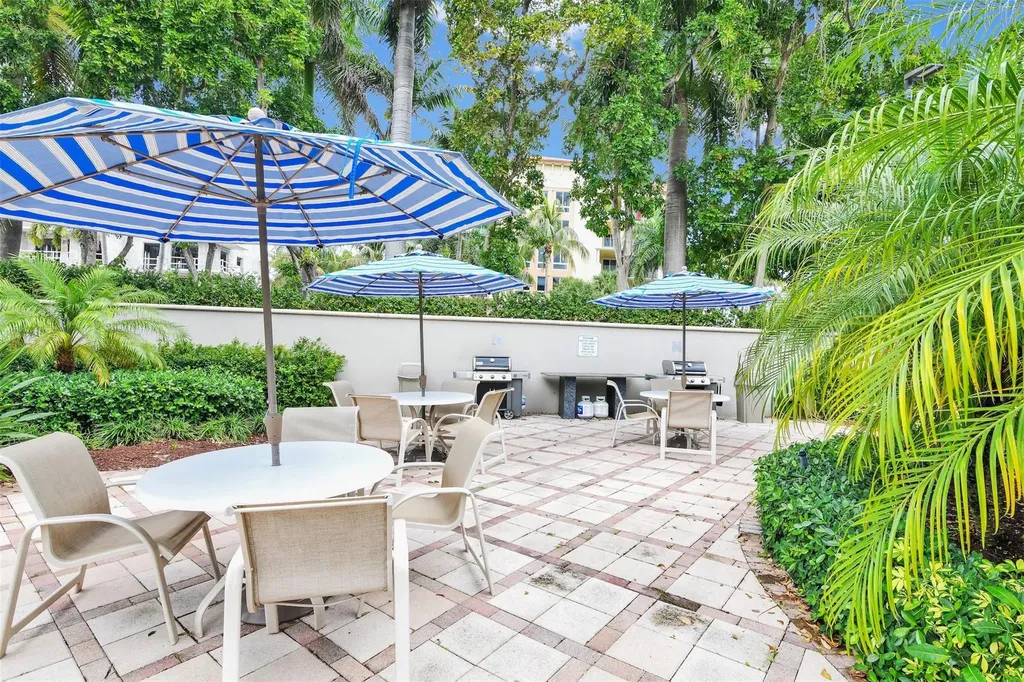 191 SE 20th Avenue Deerfield Beach FL 33441