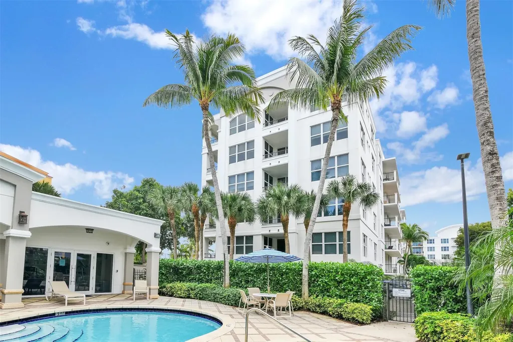 191 SE 20th Avenue Deerfield Beach FL 33441