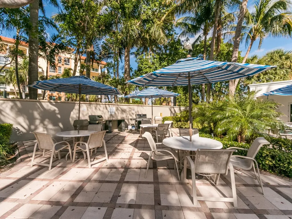 191 SE 20th Avenue Deerfield Beach FL 33441