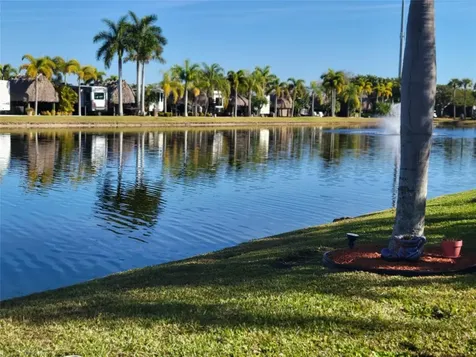 551 SW 42nd Cove Okeechobee FL 34974