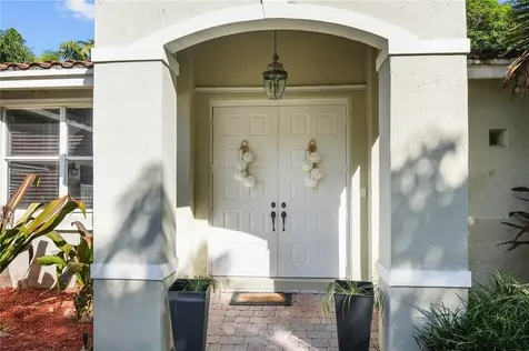 8209 SW 173rd Terrace Palmetto Bay FL 33157