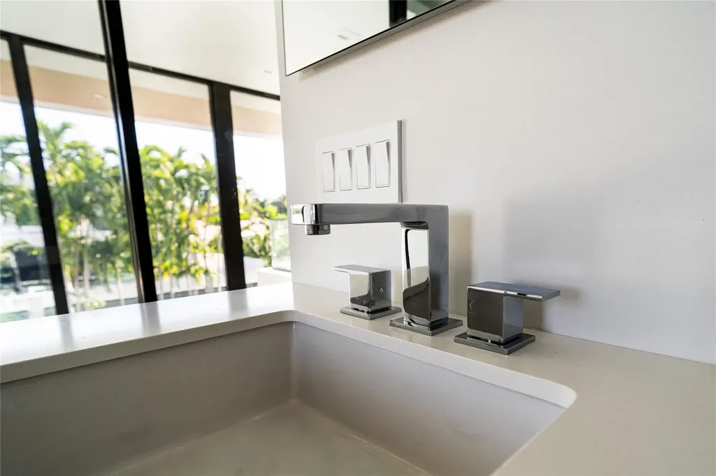 508 NE 9th Avenue Fort Lauderdale FL 33301