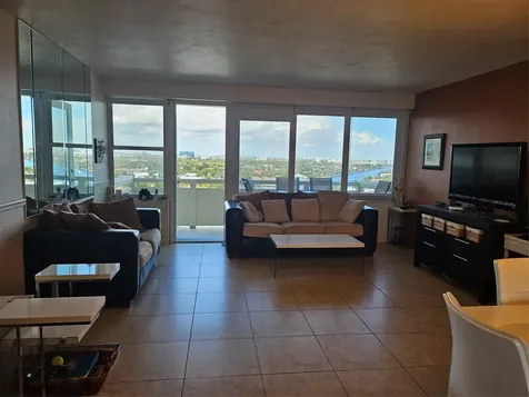 3200 NE 36 Street Fort Lauderdale FL 33308