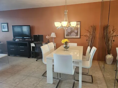 3200 NE 36 Street Fort Lauderdale FL 33308